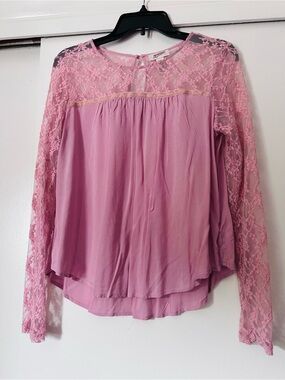 Arizona Jean Company Dusty Pink Lace Yoke Layered Blouse